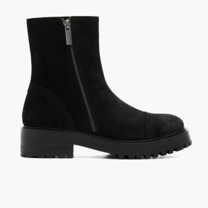 [W] Raider
