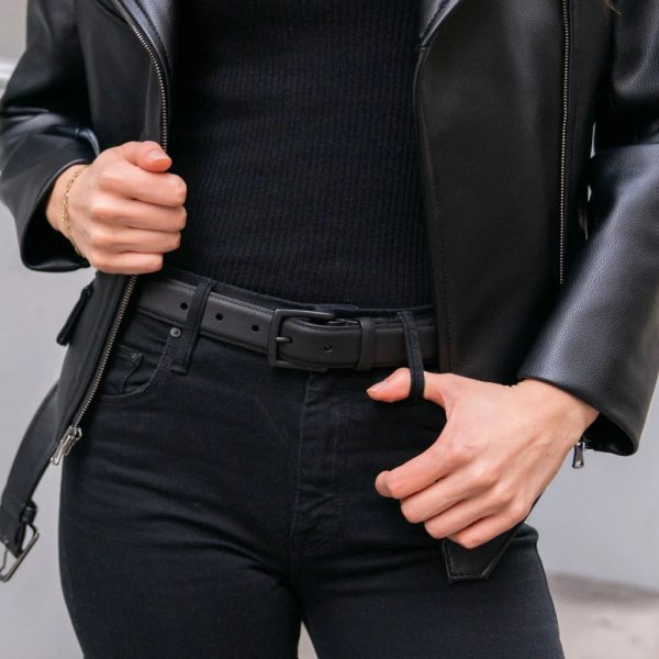 Women's Classic Leather Belt - Image 4