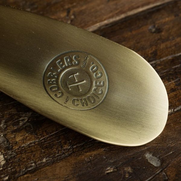 Cobbler's Choice Metal Shoe Horn - Image 4