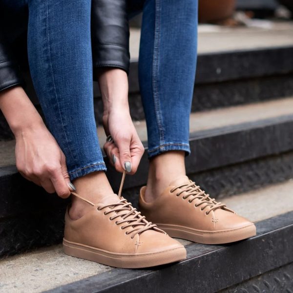 Women's Premier Low Top - Image 7