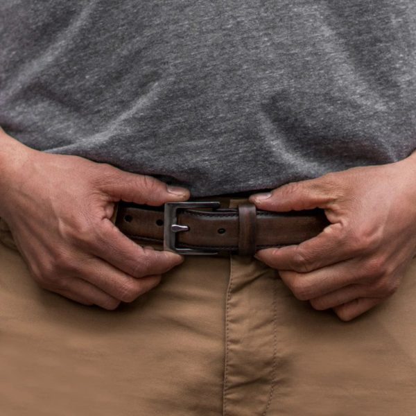 Men's Classic Leather Belt - Image 4