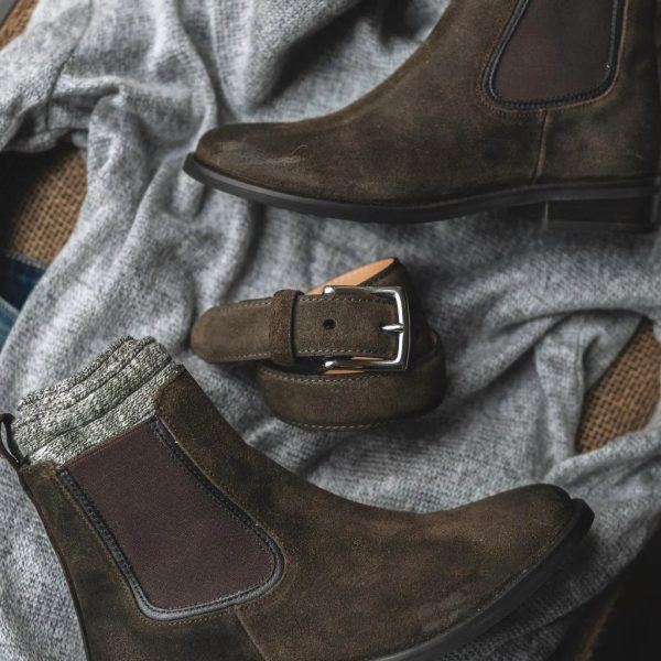 Women's Classic Leather Belt - Image 6