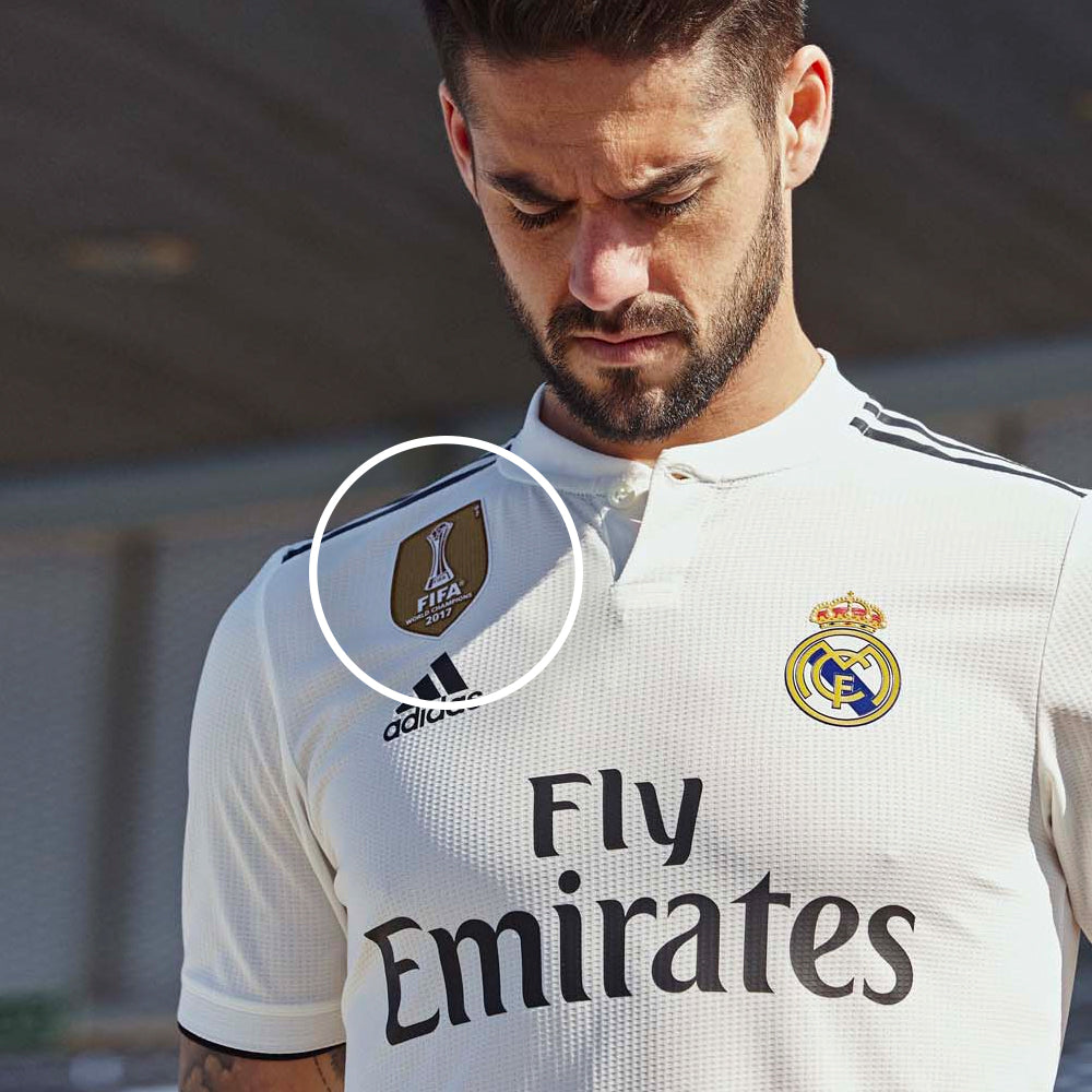 Official FIFA 2017 Club World Cup Champions Badge - Image 2