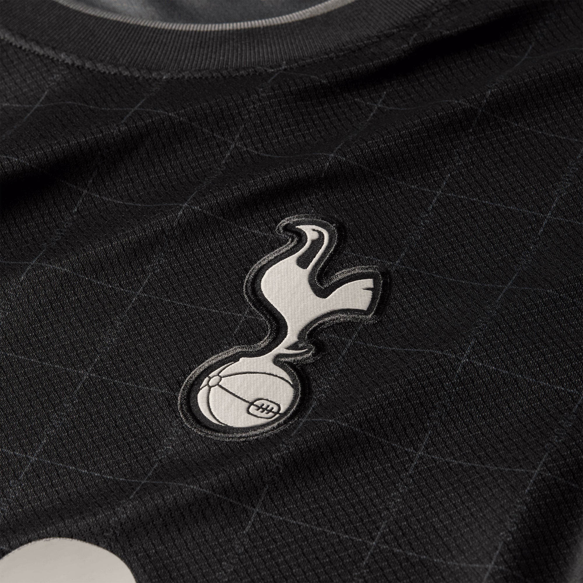 Nike Men's Tottenham Hotspur 2025/26 Away Jersey Black - Image 3